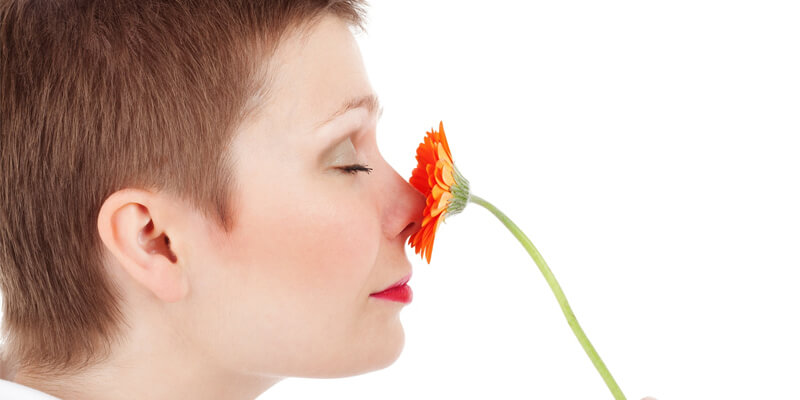 contrastare-l-acne-con-i-fiori-di-bach.jpg