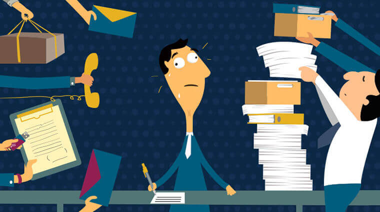 stress scrivania lavoro